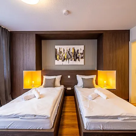 City-house-achern דירה *